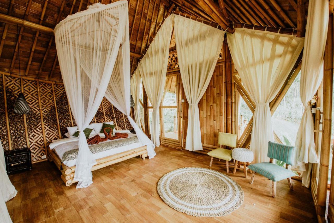 Bird Hills Bamboo House Villa Karangasem  Ngoại thất bức ảnh