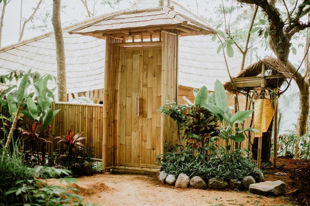 Bird Hills Bamboo House Villa Karangasem  Ngoại thất bức ảnh