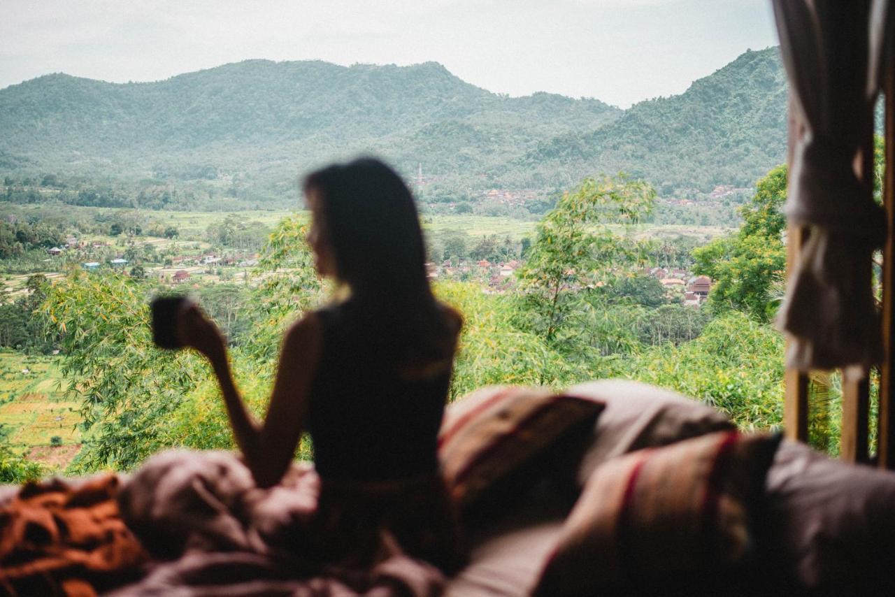 Bird Hills Bamboo House Villa Karangasem  Ngoại thất bức ảnh
