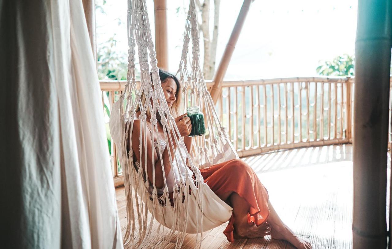 Bird Hills Bamboo House Villa Karangasem  Ngoại thất bức ảnh