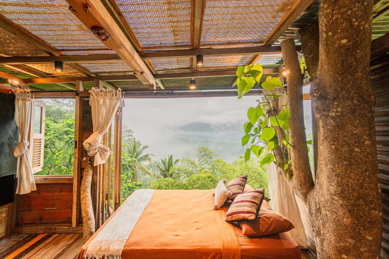 Bird Hills Bamboo House Villa Karangasem  Ngoại thất bức ảnh