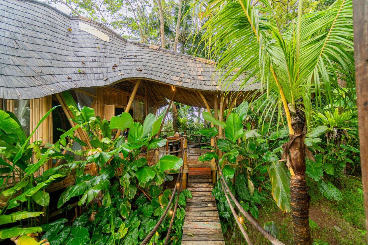 Bird Hills Bamboo House Villa Karangasem  Ngoại thất bức ảnh