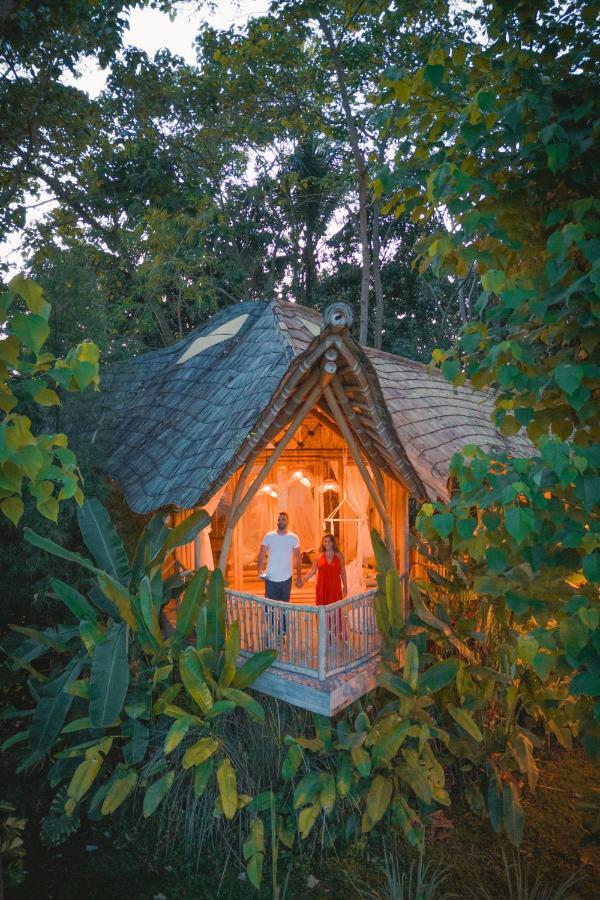 Bird Hills Bamboo House Villa Karangasem  Ngoại thất bức ảnh