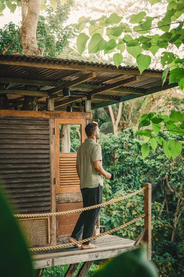 Bird Hills Bamboo House Villa Karangasem  Ngoại thất bức ảnh