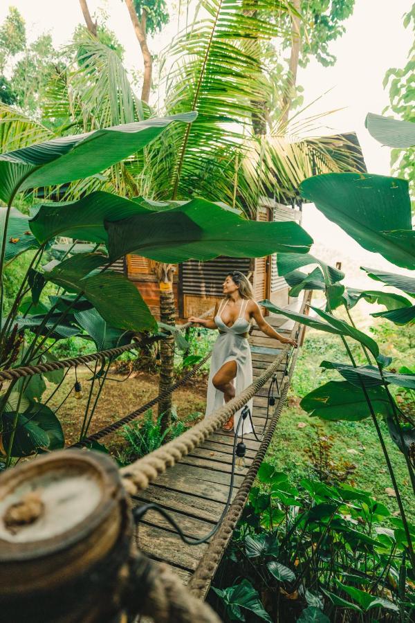 Bird Hills Bamboo House Villa Karangasem  Ngoại thất bức ảnh